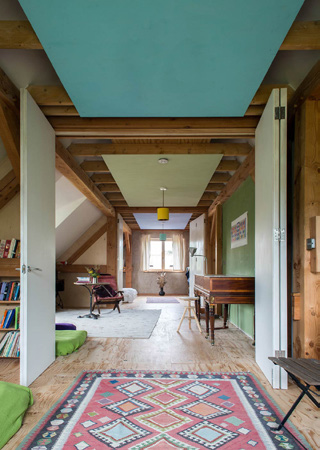 Norfolk strawbale house by Anne Thorne Architects