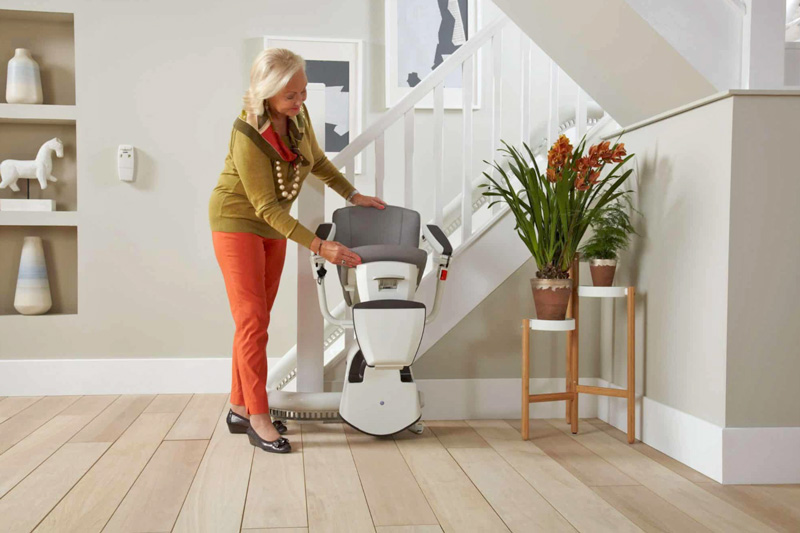Lifts-stairlift-image_multicare.jpg
